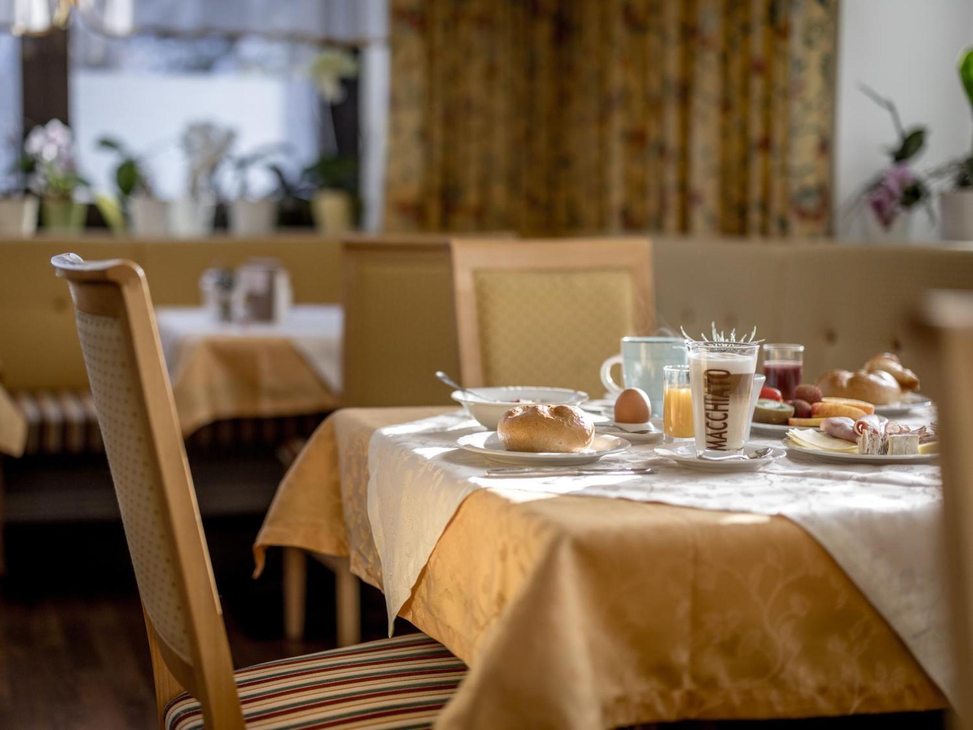 Hotel Garni Europa Sankt Anton am Arlberg Extérieur photo